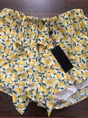 Gianni Bini Yellow Lemon Print High Waist Women’s Shorts